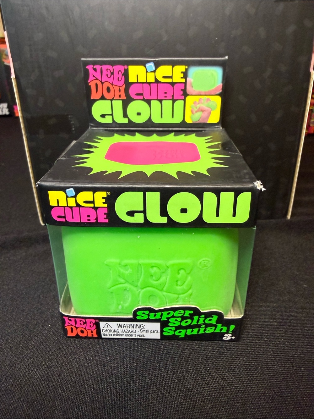 NeeDoh Nice Cube Glow Super Solid Squish - Green